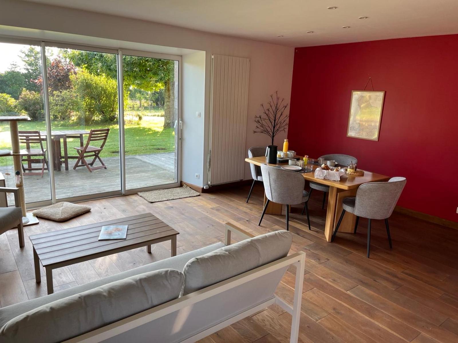 Les Embreoles Bed and Breakfast Clitourps Exteriör bild
